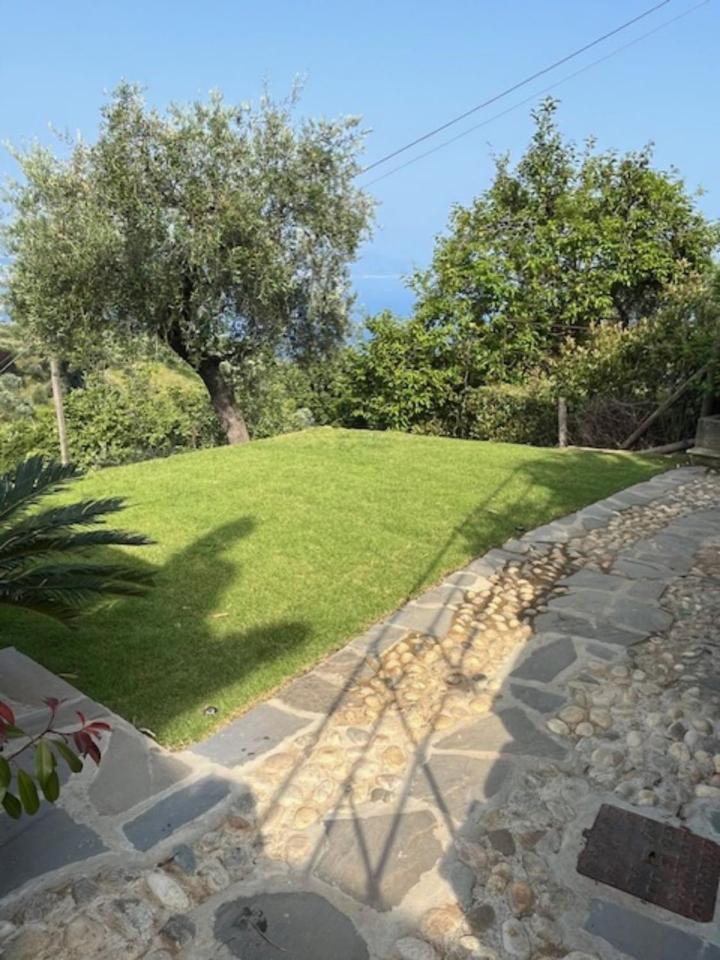 Alloggio per agriturismo Terre Rosse *